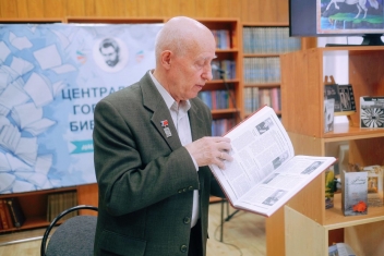 Анатолий Иванович Кузовкин презентует книгу
